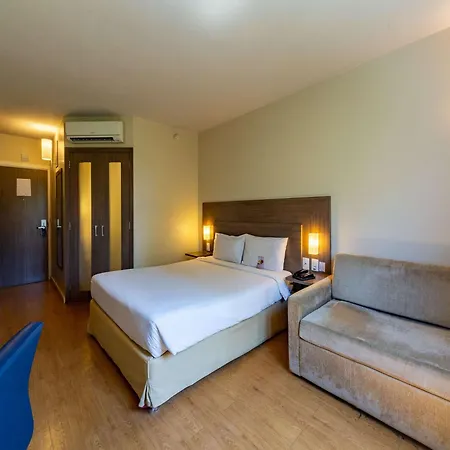 Novotel Manaus Exterior photo