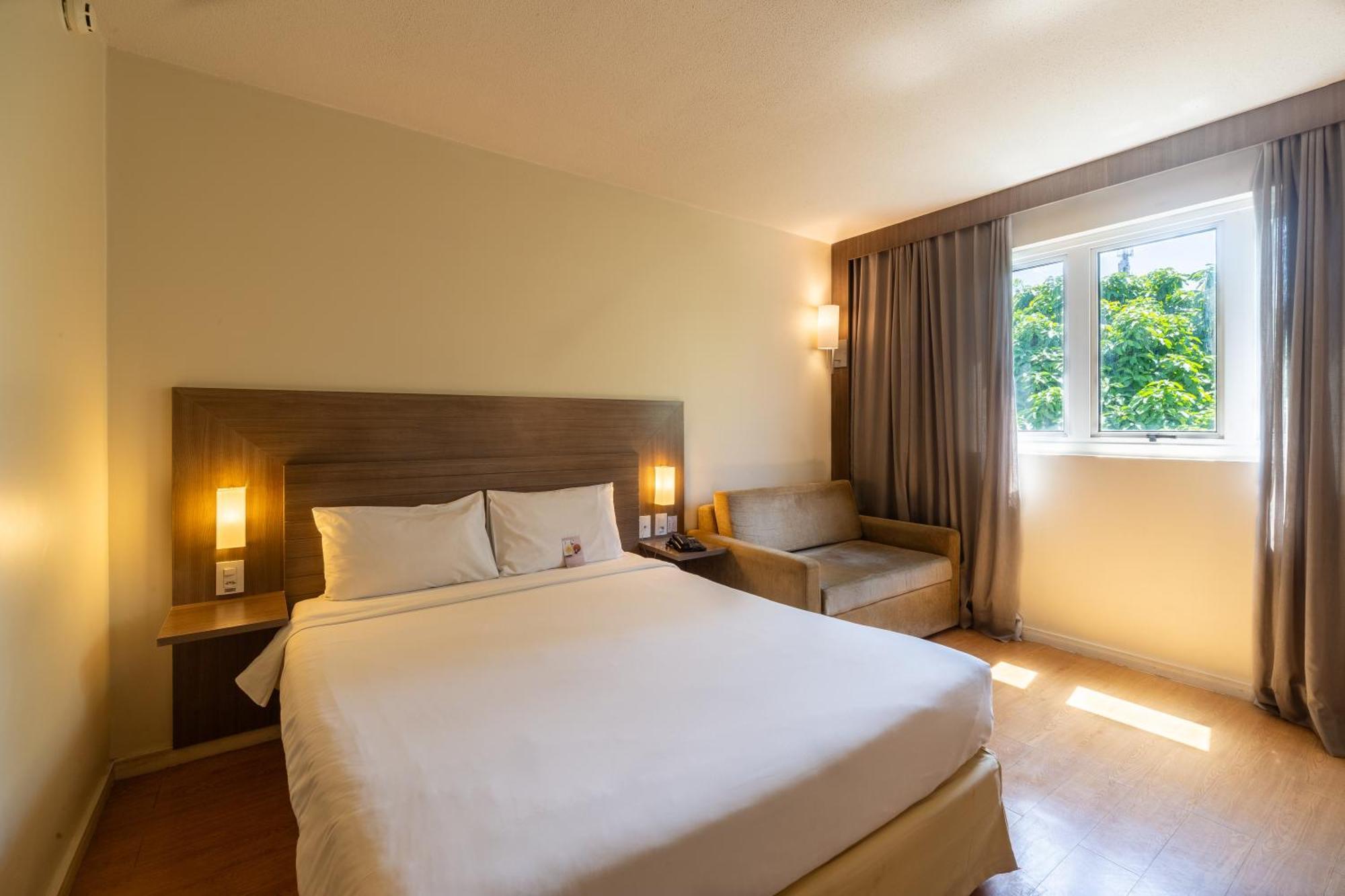 Novotel Hotel 4*