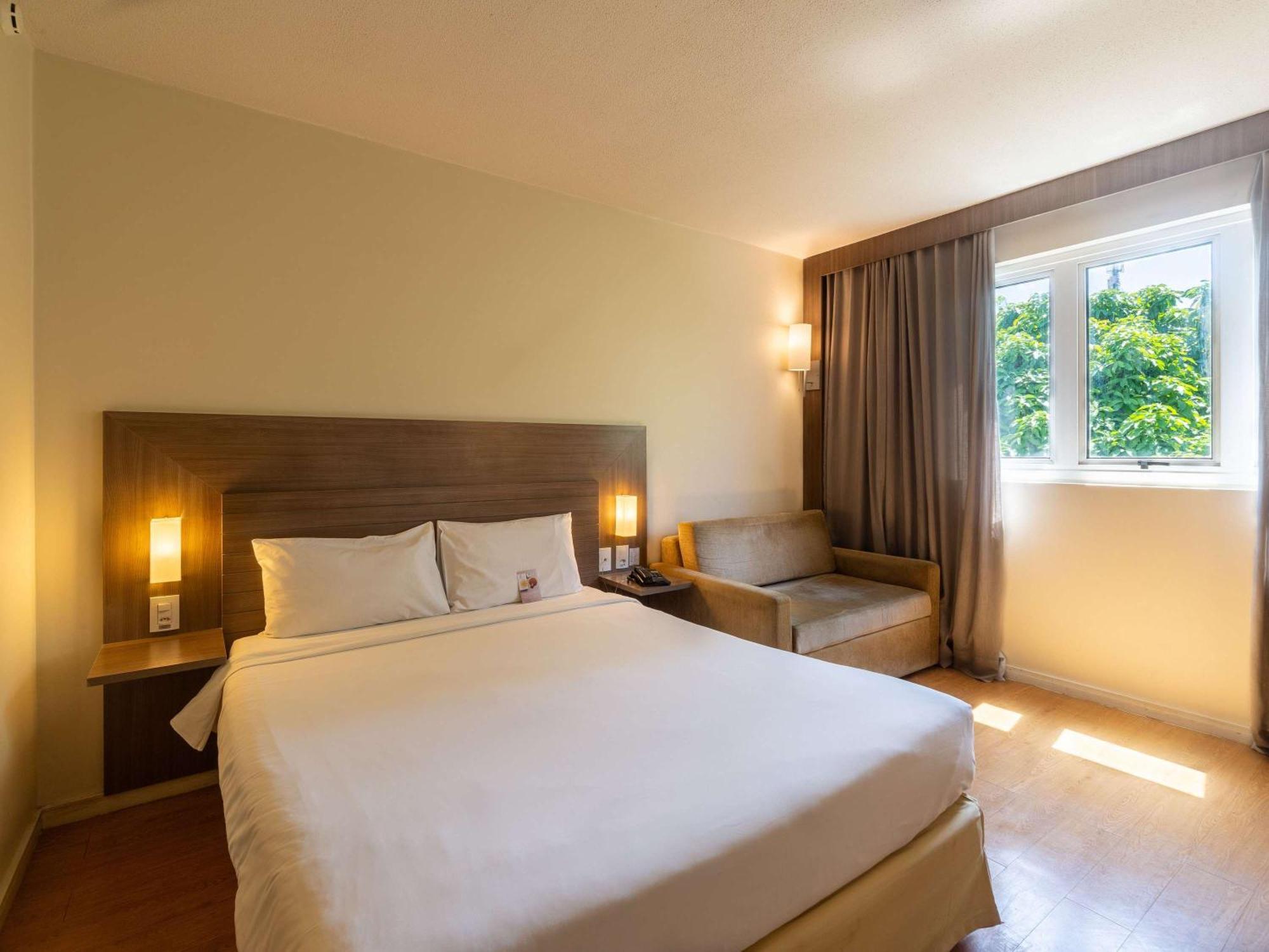 Hotel Novotel 4*